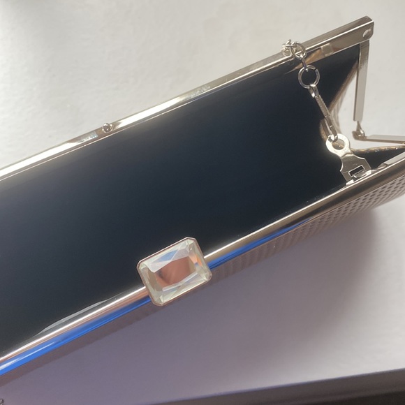 Gold clutch - Picture 4 of 4